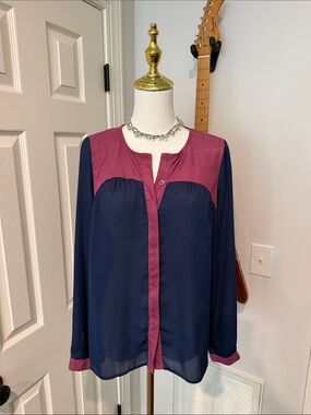 C. Luce Navy and Berry Two-Tone Button Front Blouse